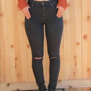 ❌SOLD❌ Dark Green Skinny Jeans